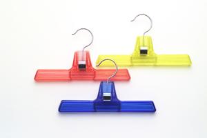 豊富な種類のレザートレイを制作